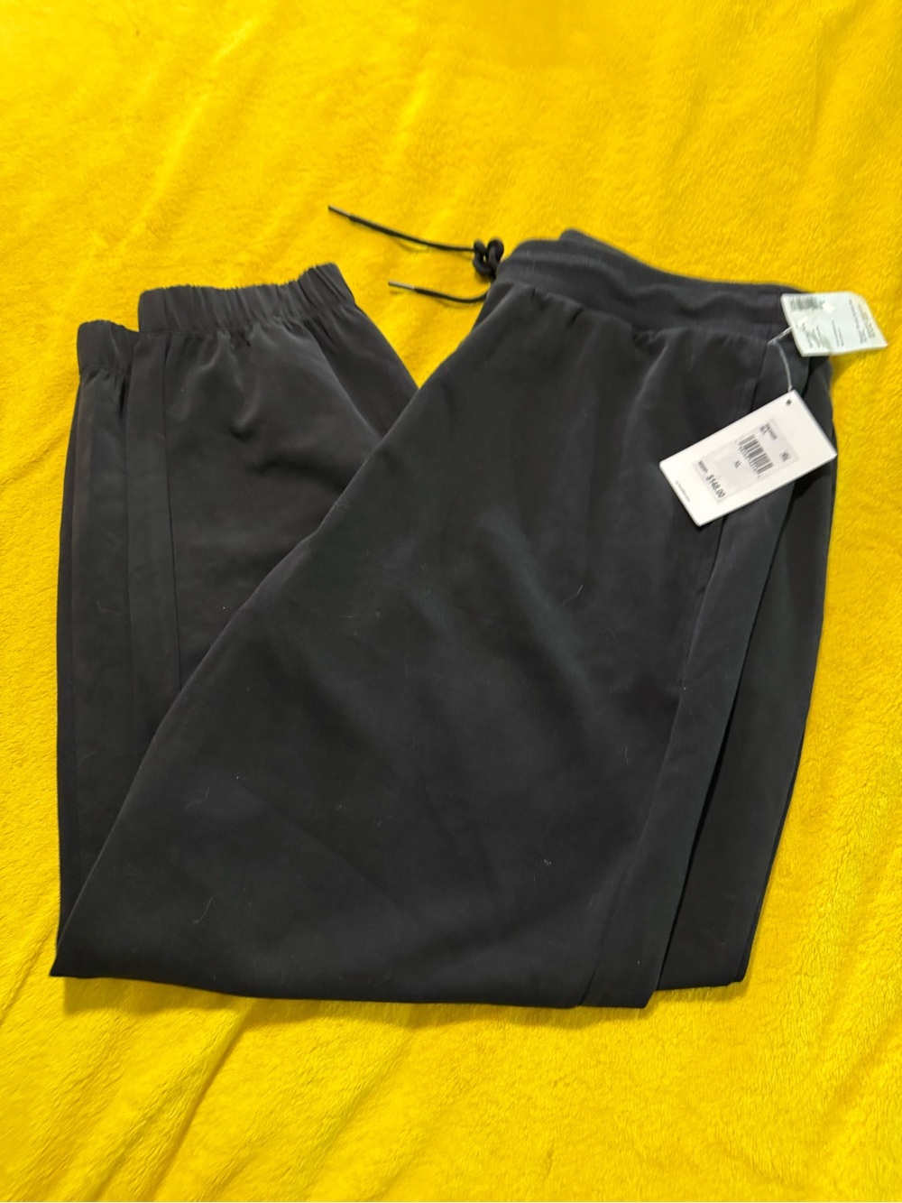 Splendid Men's Black Elastic Waist Joggers